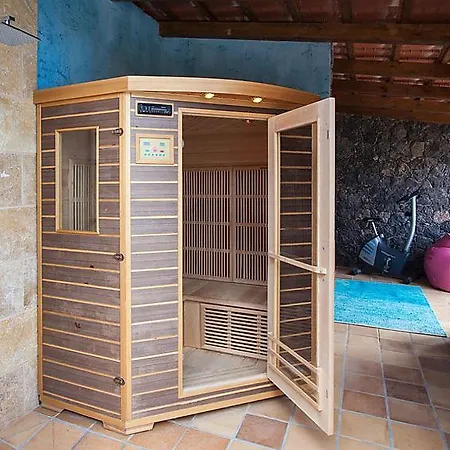 Sleeps 6 Pool Wifi
